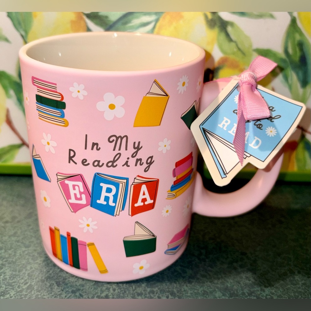 Pink Ceramic Reading Mug for Kids/Teachers
